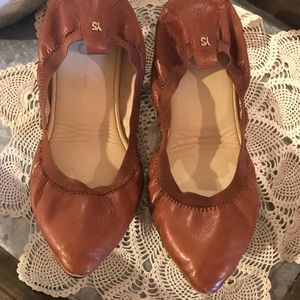 Yosi Samra Vienna size 10